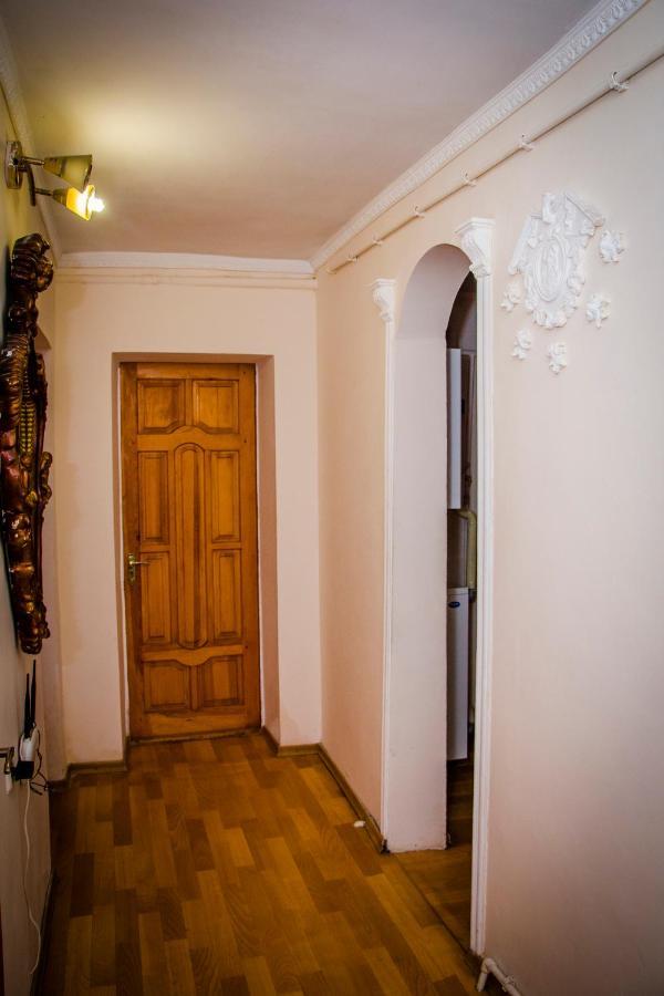 Apartment On Malaya Arnautskaya 21 Odesa Exterior foto